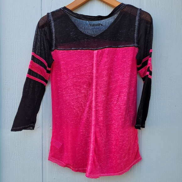 Maurices Pink Black Raglan Blouse Size Small - Picture 2 of 7